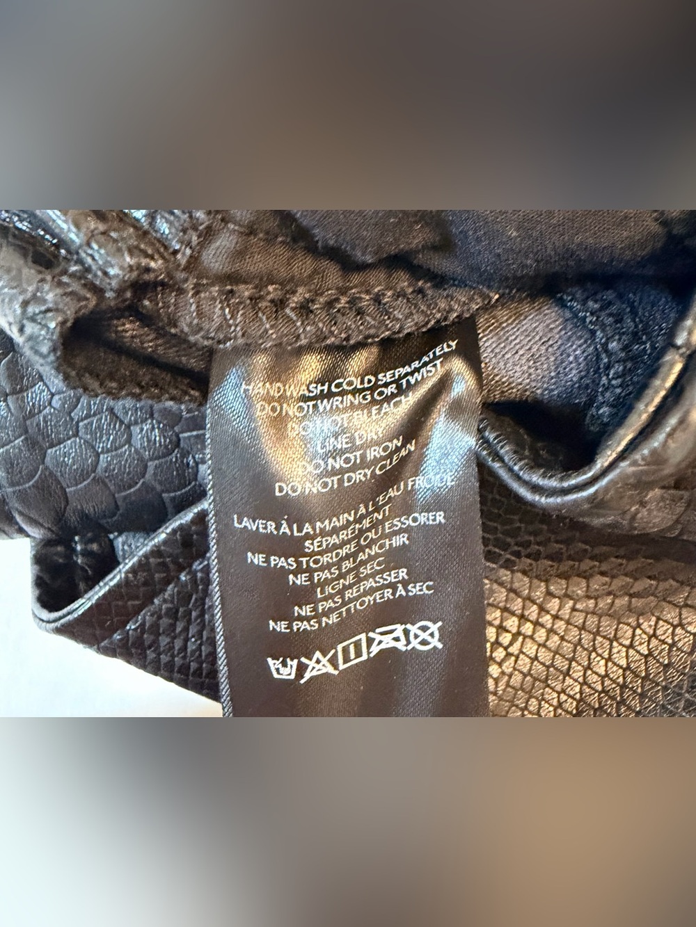 Urban Outfitters Y2K Black Alexa Faux Leather Croc-Embossed Moto Pants Size 4 - Picture 14 of 15